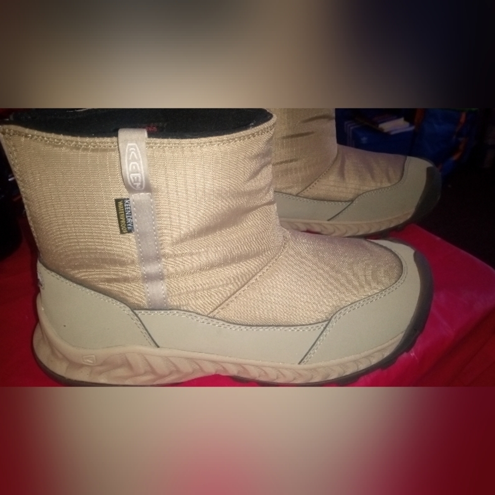 Keen Womens Size 9  Hood NXIS Brindle Pull On Insulated Waterproof Boots Shoes